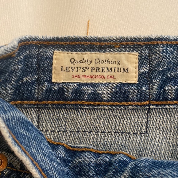 Levi’s Wedgie Jeans - Picture 3 of 4